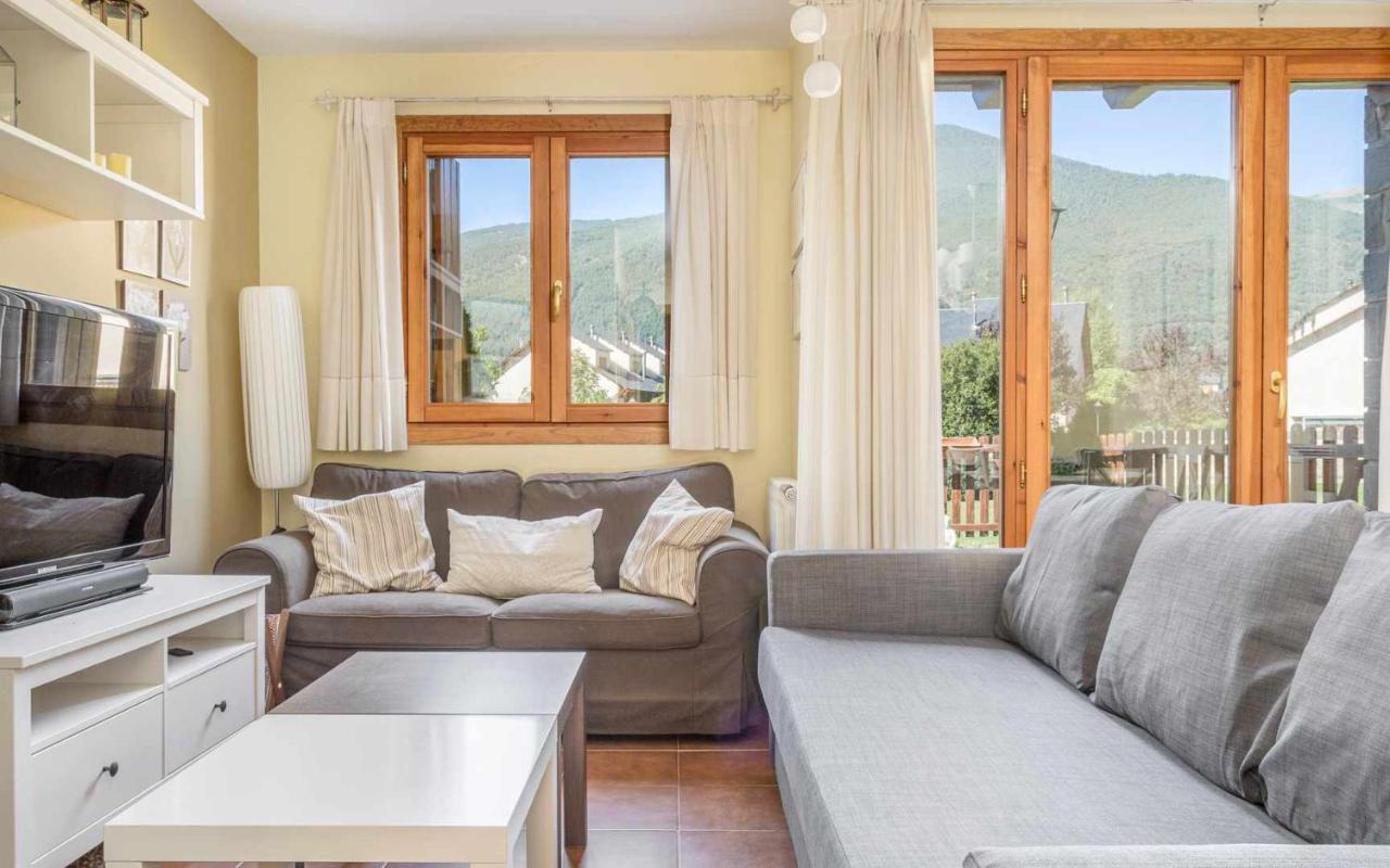 Casa Collarada Confort Villanúa Kültér fotó